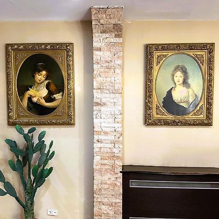Hotel G Bakuri à Batoumi Extérieur photo