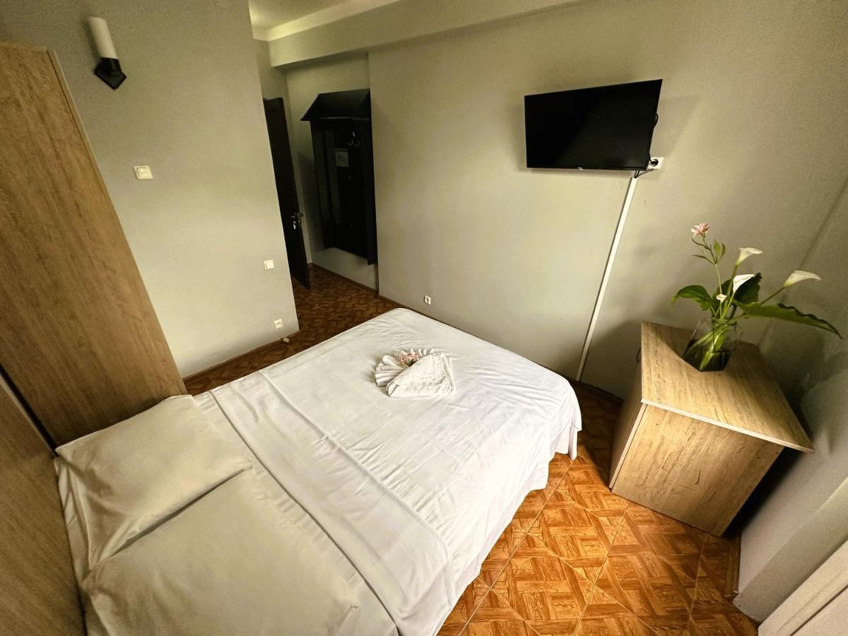 Hotel G Bakuri à Batoumi Extérieur photo