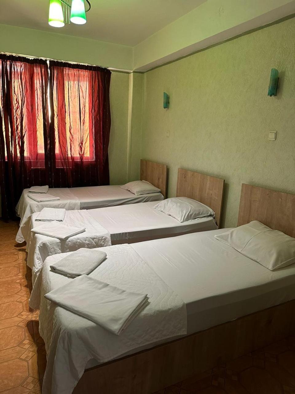 Hotel G Bakuri à Batoumi Extérieur photo