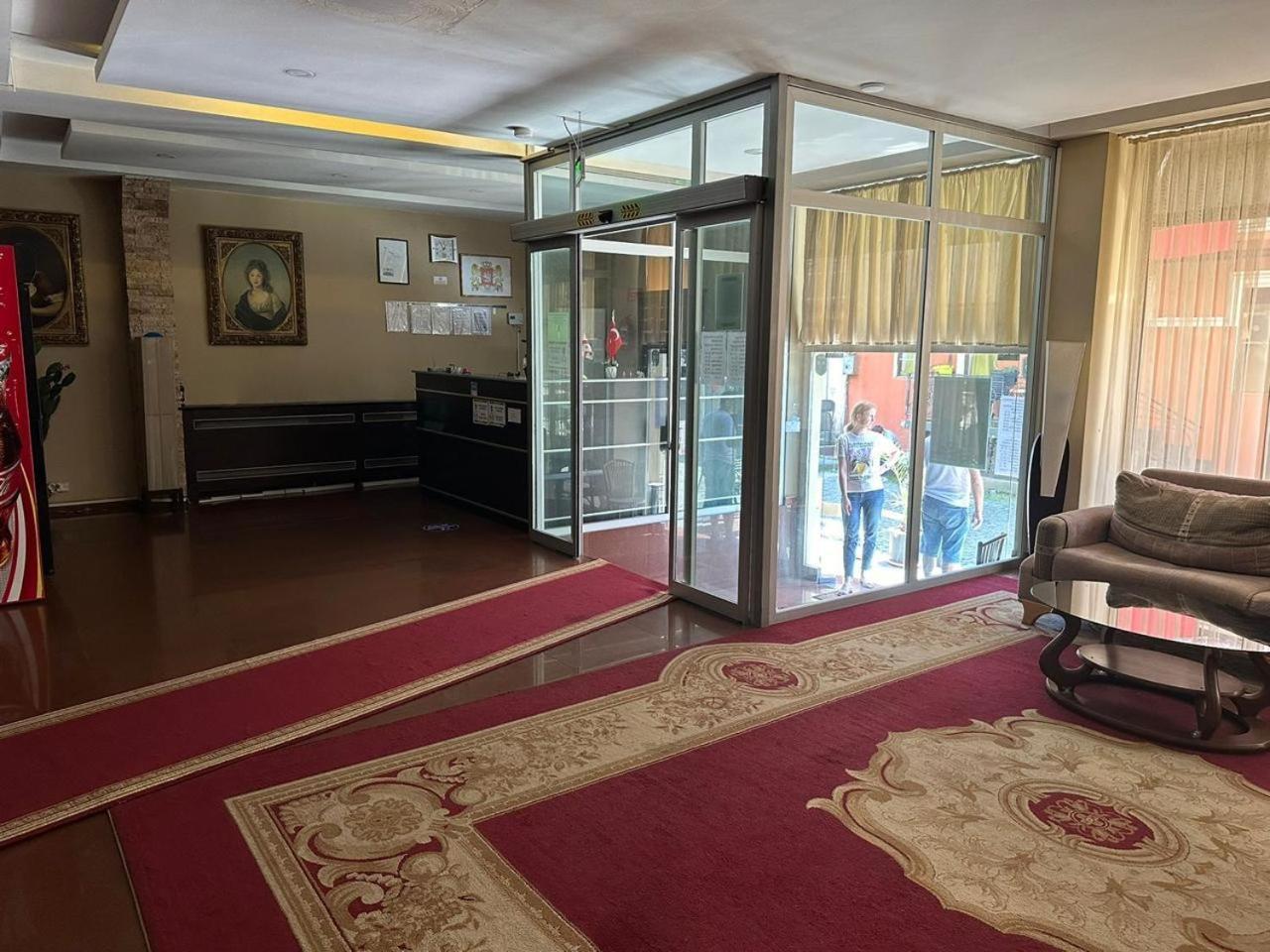 Hotel G Bakuri à Batoumi Extérieur photo